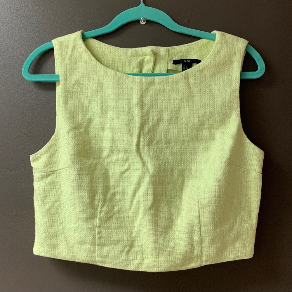 Forever 21 Pale Green Crop Top L
